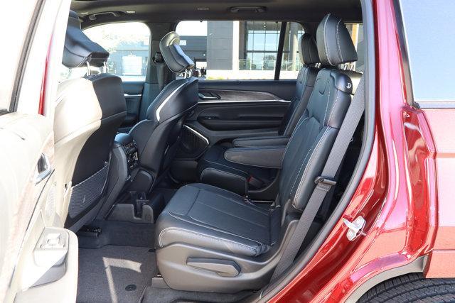 Photo of 2025 Velvet Red Pearlcoat Jeep Grand Cherokee L