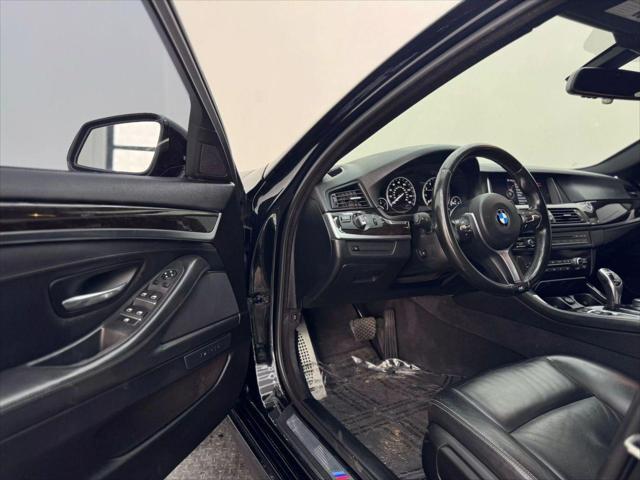Photo of 2016 Black BMW 535