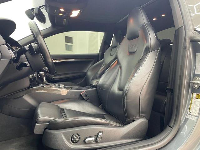 Photo of 2013 Gray Audi S5