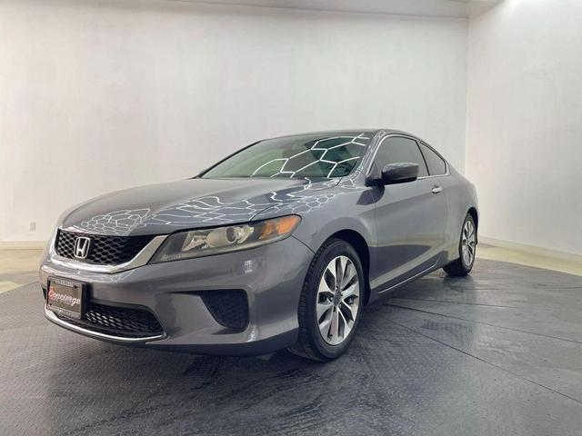 Photo of 2014 Gray Honda Accord