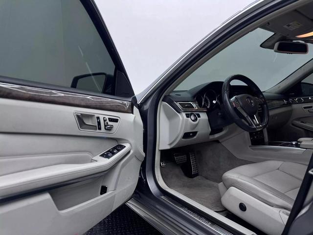 Photo of 2014 Gray Mercedes-Benz E-Class