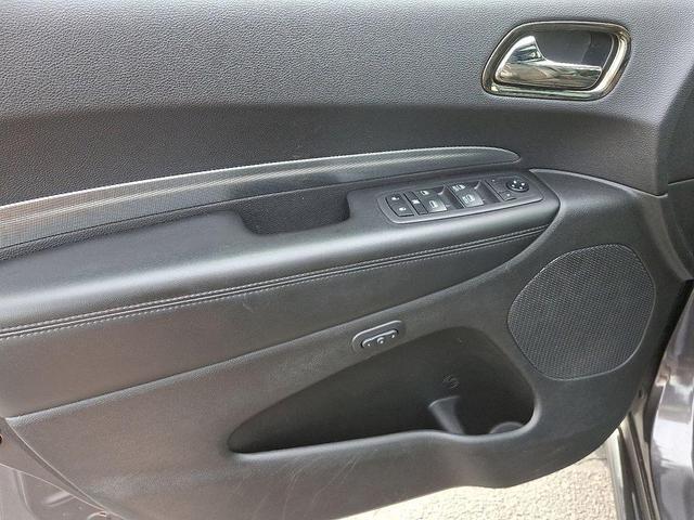 Photo of 2020 Granite Clearcoat Dodge Durango