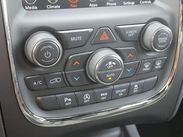 Photo of 2020 Granite Clearcoat Dodge Durango