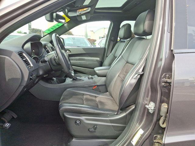 Photo of 2020 Granite Clearcoat Dodge Durango