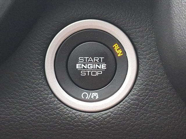 Photo of 2021 Granite Crystal Metallic Clearcoat RAM 1500