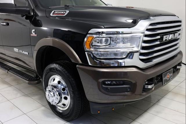 Photo of 2022 Diamond Black Crystal Pearlcoat RAM 3500