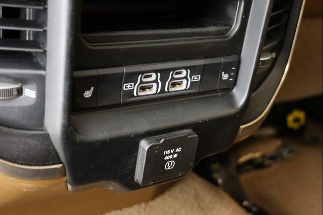 Photo of 2022 Diamond Black Crystal Pearlcoat RAM 3500