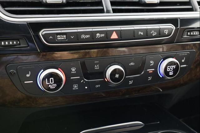 Photo of 2017 Argus Brown Metallic Audi Q7
