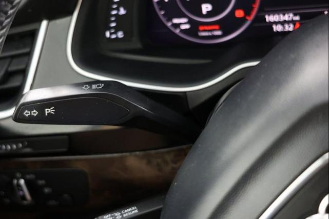 Photo of 2017 Argus Brown Metallic Audi Q7