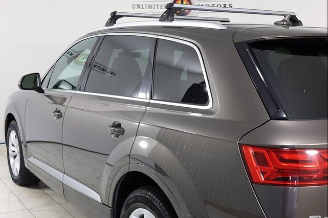 Photo of 2017 Argus Brown Metallic Audi Q7