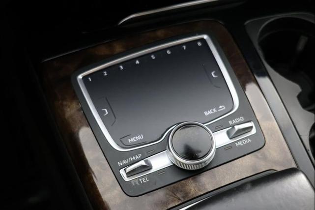 Photo of 2017 Argus Brown Metallic Audi Q7