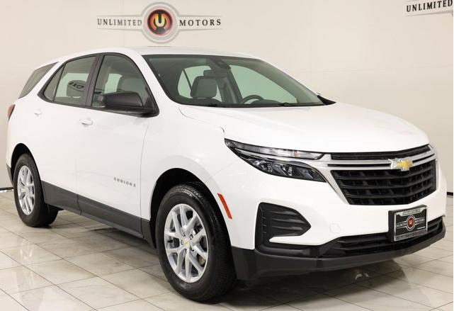 Photo of 2022 Summit White Chevrolet Equinox