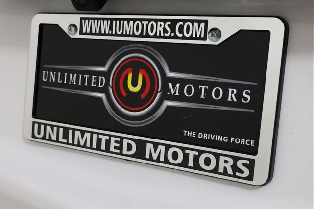 Photo of 2022 Summit White Chevrolet Equinox