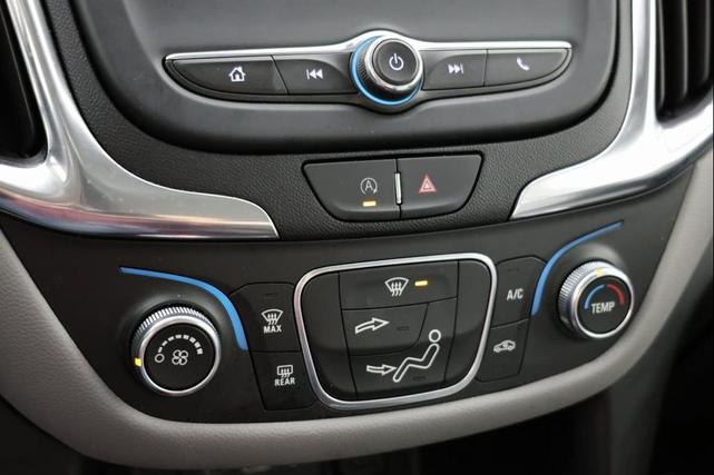 Photo of 2022 Summit White Chevrolet Equinox