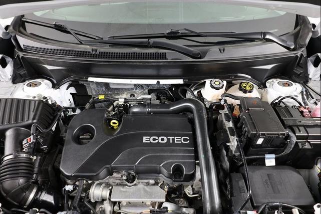 Photo of 2022 Summit White Chevrolet Equinox