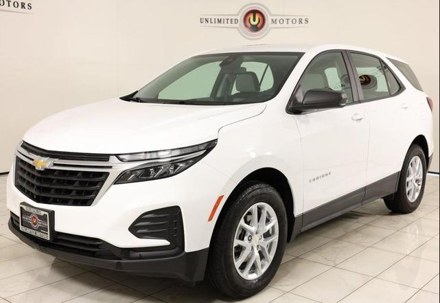 Photo of 2022 Summit White Chevrolet Equinox