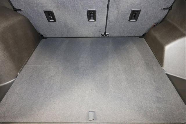 Photo of 2022 Summit White Chevrolet Equinox
