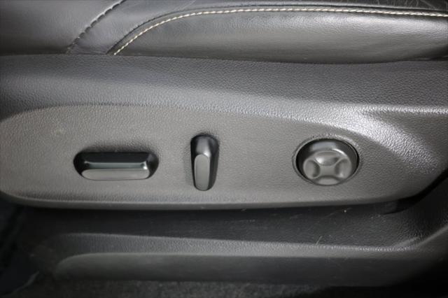 Photo of 2017 Ebony Twilight Metallic Buick Envision