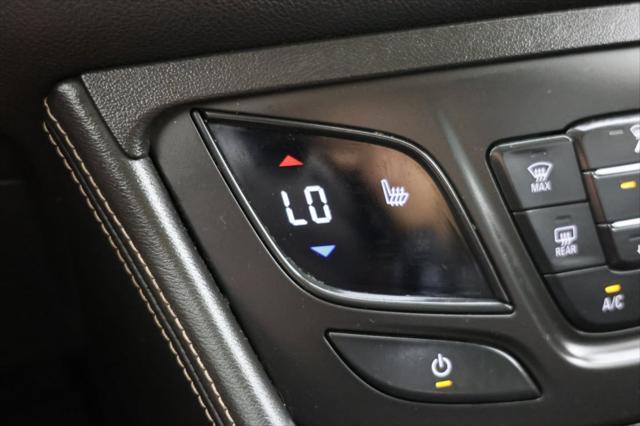 Photo of 2017 Ebony Twilight Metallic Buick Envision