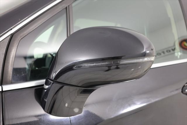 Photo of 2017 Ebony Twilight Metallic Buick Envision