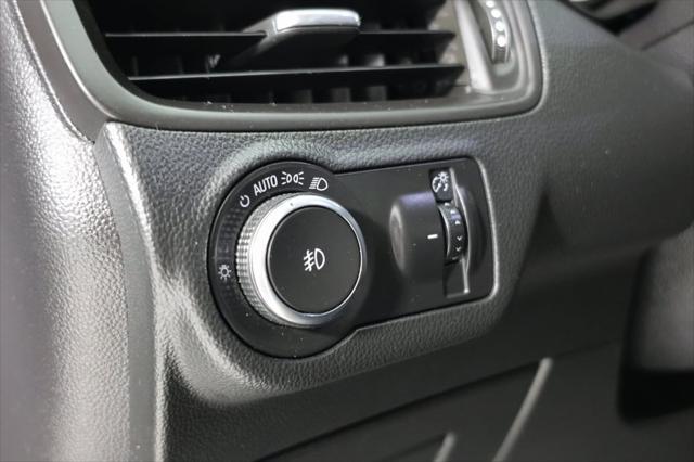 Photo of 2017 Ebony Twilight Metallic Buick Envision