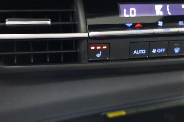 Photo of 2021 Predawn Gray Mica Toyota Sienna