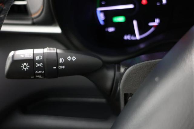 Photo of 2021 Predawn Gray Mica Toyota Sienna