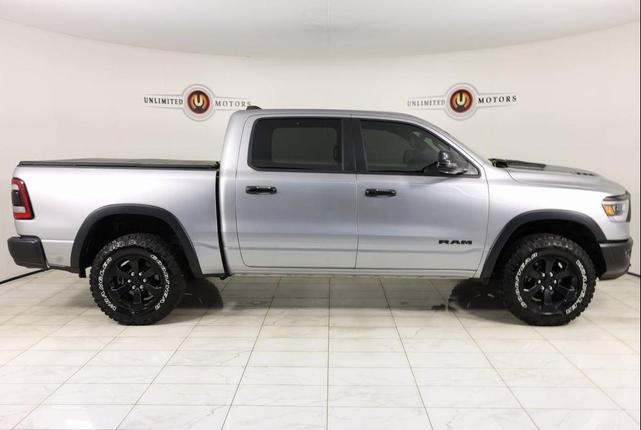 Photo of 2023 Billet Silver Metallic Clearcoat RAM 1500