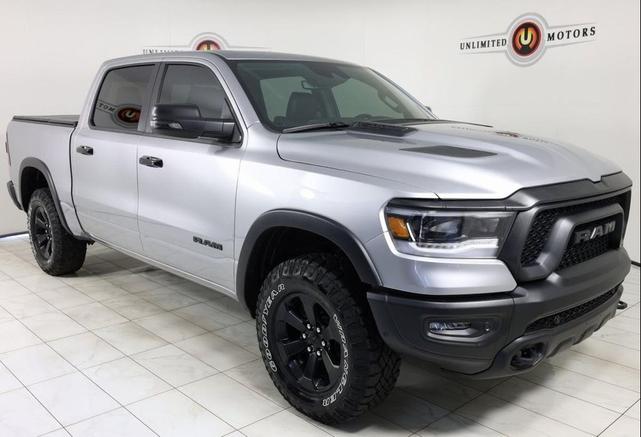 Photo of 2023 Billet Silver Metallic Clearcoat RAM 1500