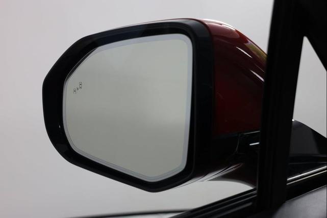 Photo of 2023 Red Canyon Rivian R1T