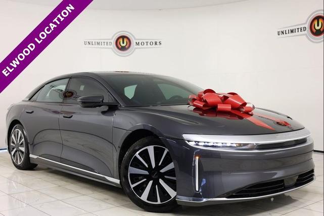 Photo of 2024 Quantum Gray Metallic Lucid Air