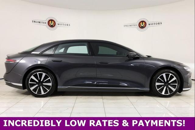Photo of 2024 Quantum Gray Metallic Lucid Air