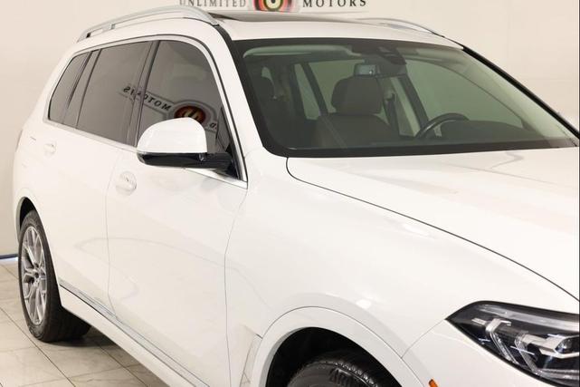 Photo of 2020 Alpine White BMW X7
