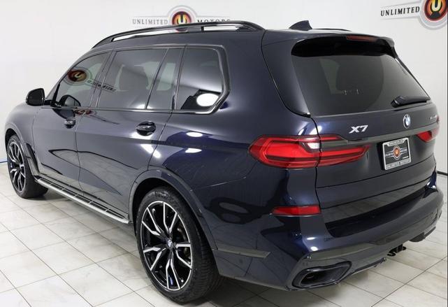 Photo of 2021 Carbon Black Metallic BMW X7
