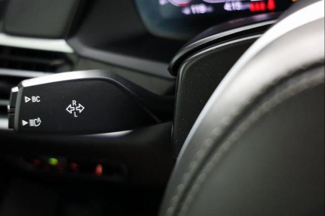 Photo of 2021 Carbon Black Metallic BMW X7