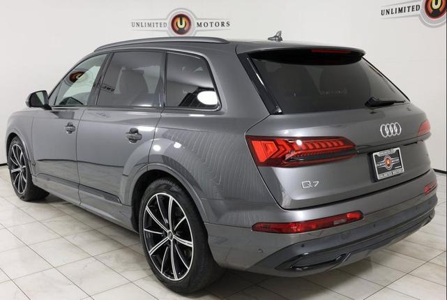 Photo of 2022 Samurai Gray Metallic Audi Q7