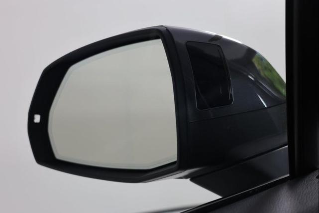 Photo of 2022 Samurai Gray Metallic Audi Q7