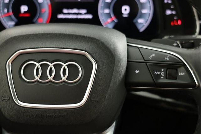 Photo of 2022 Samurai Gray Metallic Audi Q7