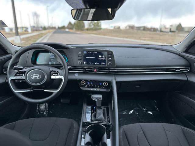 Photo of 2025 Serenity White Hyundai ELANTRA HEV