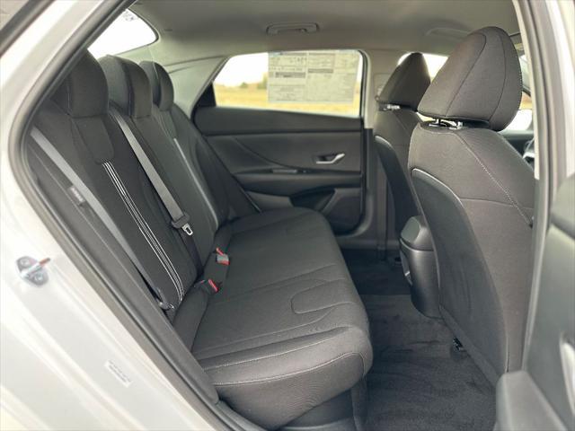 Photo of 2025 Serenity White Hyundai ELANTRA HEV