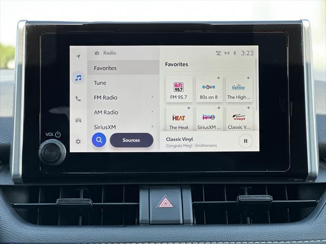 Photo of 2023 Ice Cap Toyota RAV4