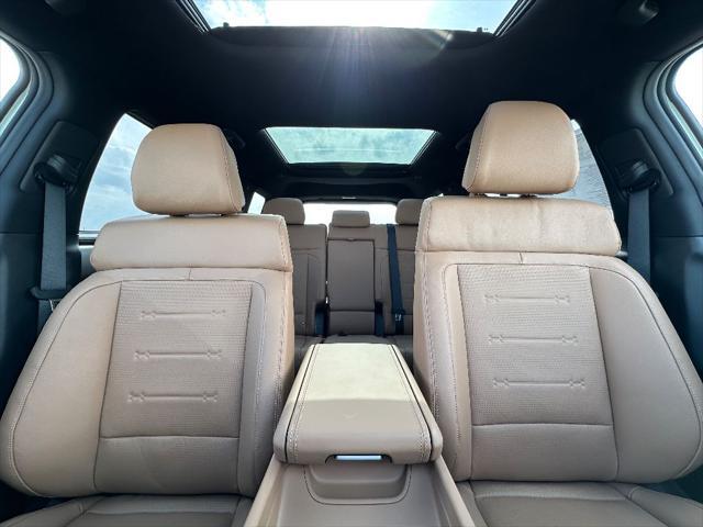 Photo of 2025 Serenity White Hyundai SANTA FE