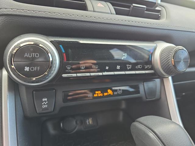 Photo of 2024 Magnetic Gray Metallic Toyota RAV4 Hybrid