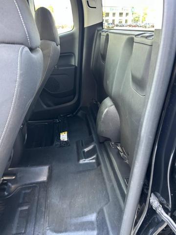 Photo of 2022 Black Chevrolet Colorado