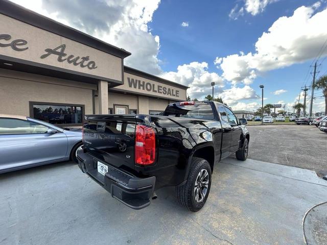 Photo of 2022 Black Chevrolet Colorado