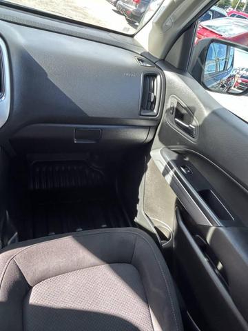 Photo of 2022 Black Chevrolet Colorado