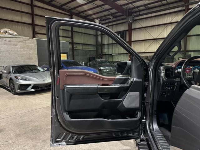 Photo of 2022 Carbonized Gray Metallic Ford F-150