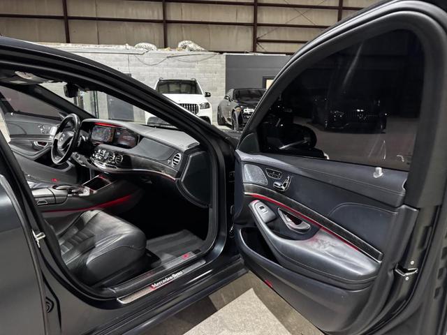 Photo of 2017 Flat Black Mercedes-Benz S-Class