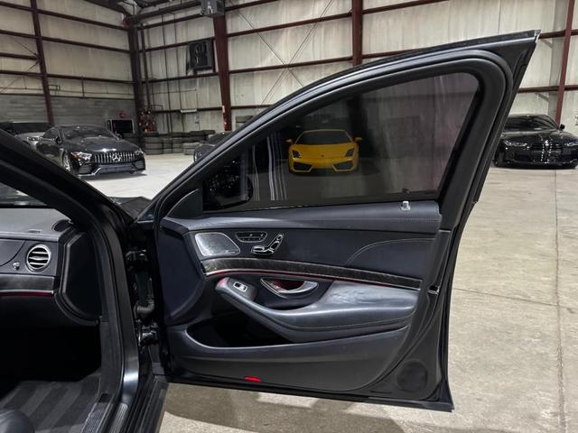 Photo of 2017 Flat Black Mercedes-Benz S-Class