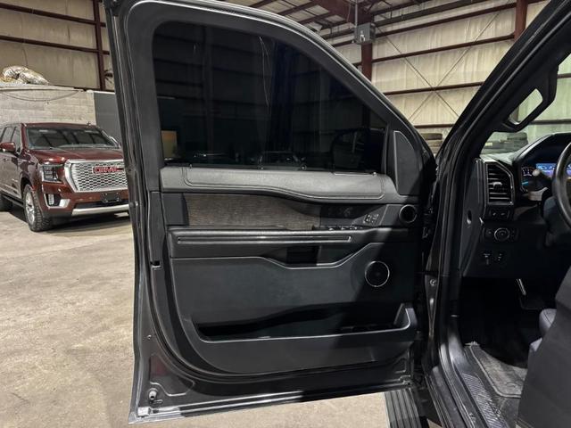 Photo of 2021 Magnetic Metallic Ford Expedition